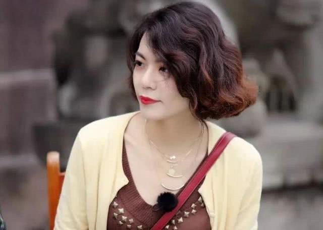 复旦女教授陈果认错的字,复旦教授陈果读错耄耋原视频