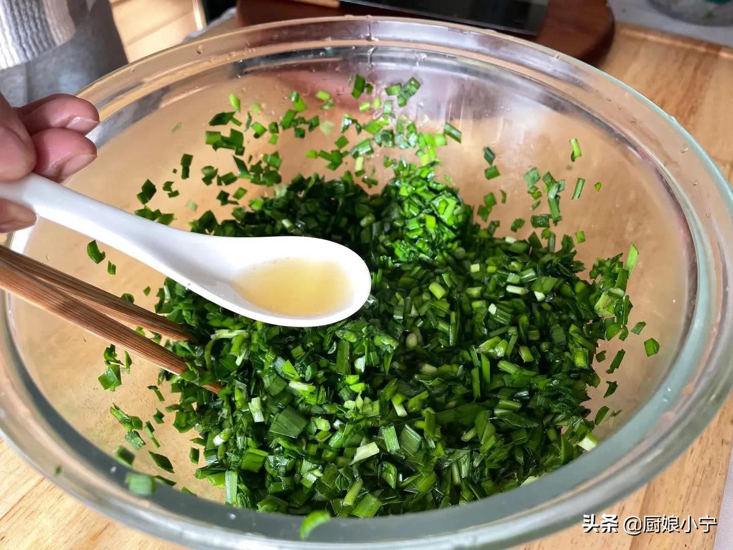 三鲜素馅儿饺子怎么调馅,三鲜馅儿饺子怎么调馅