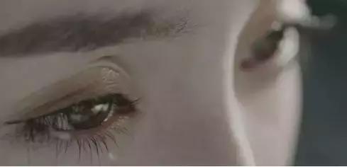 幂姐的睫毛好长好漂亮，So这款睫毛膏有话说！