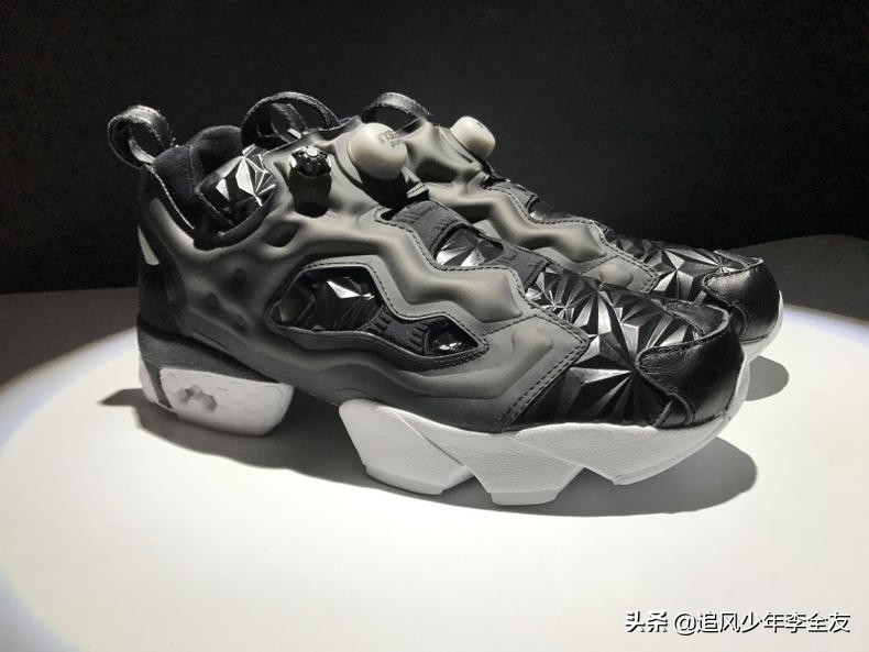 锐步充气鞋靠谱吗,锐步充气鞋值得入手吗