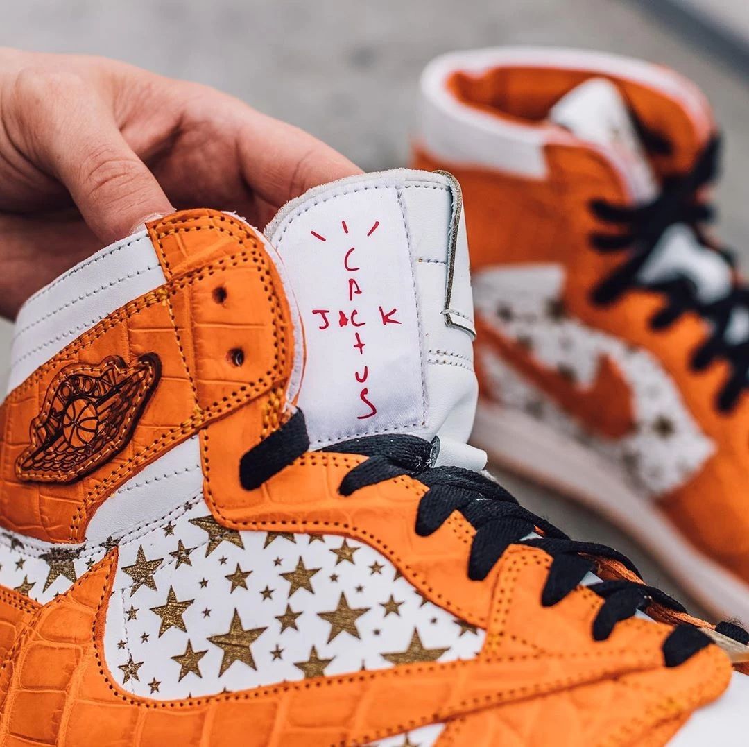 款式一模一样价格不一样的鞋,解构设计的爆款鞋