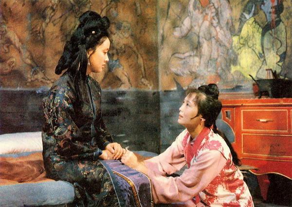 87版本红楼梦王熙凤造型解说,87版红楼梦王熙凤发型教程