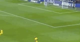 足球武磊精彩时刻,武磊10号球衣巴萨