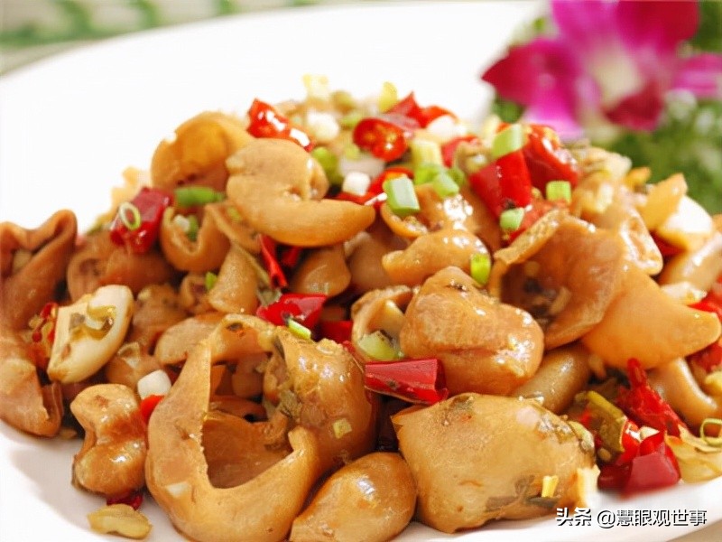 《侯海洋基层风云》中豆花馆子发生的故事