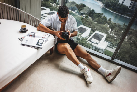 高颜值肌肉小奶狗秀肌肉,超高颜值小奶狗肌肉男