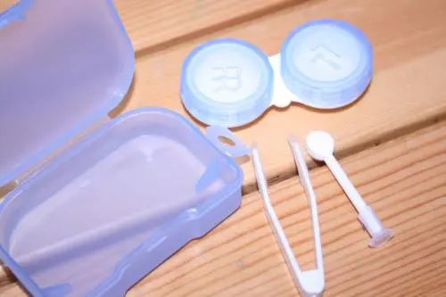 太原宝岛眼镜一般多少钱,宝岛眼镜550块钱