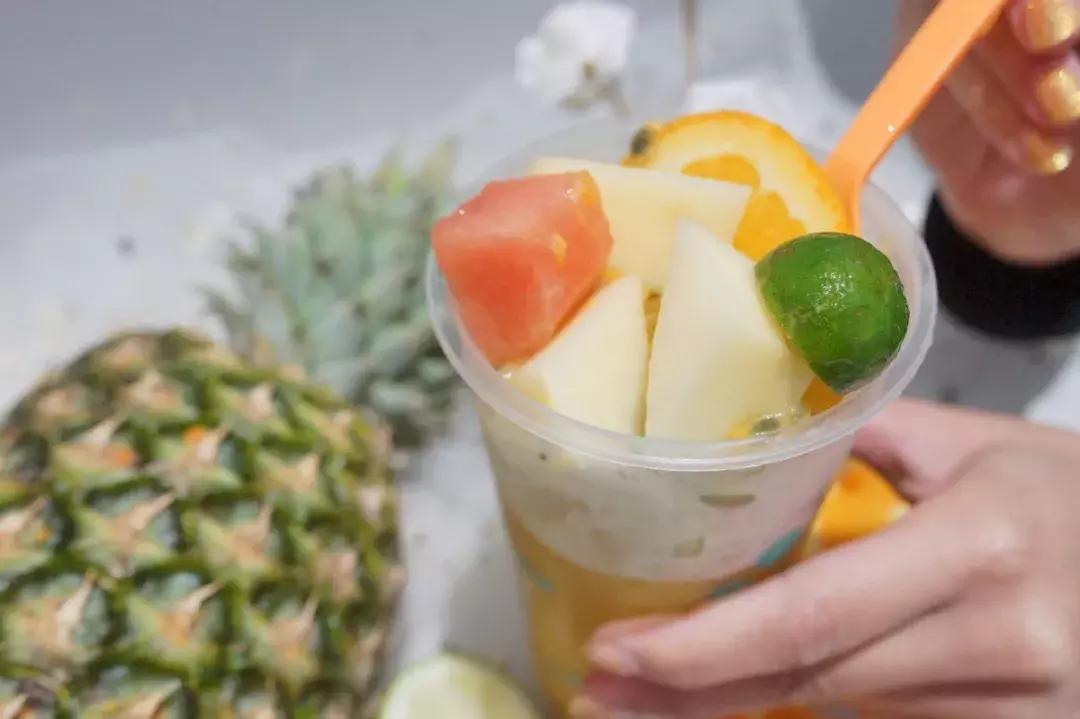 拥有台式小清新的茶饮咖啡结合所,很多人都点这杯……