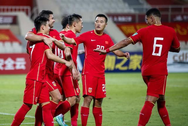 亚洲杯八强澳大利亚队和谁比赛,亚洲杯预选赛澳大利亚对日本直播