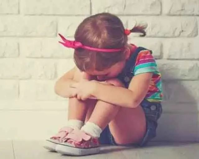 孩子个子矮打生长激素有副作用吗,矮小女童打生长激素有效果吗