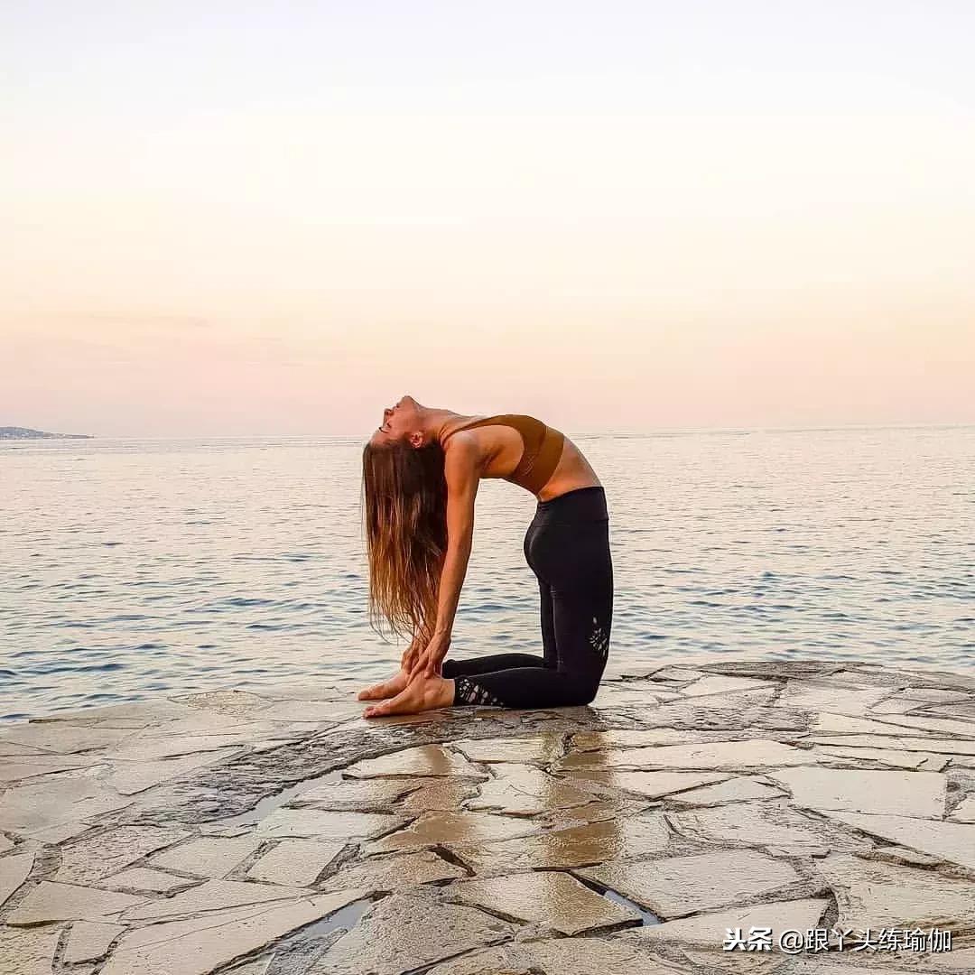 瑜伽是和自己相处的过程,瑜伽给自己一个开始的理由