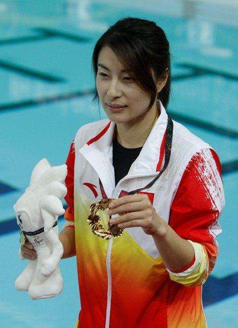 郭晶晶霍启刚婚礼霍震霆致辞视频,郭晶晶与霍启刚结婚时的媒体报道