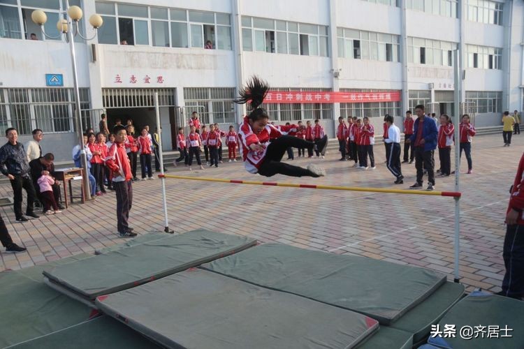 杩愬姩鍋ュ効鏄捐韩鎵嬫椂浠i獎瀛愮珵椋庢祦,杩愬姩鍋ュ効璧涘嚭椋庨噰璧涘嚭鎷兼悘