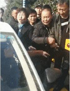 山海经中以乳为目以脐为口的怪物,山海经搞笑图片