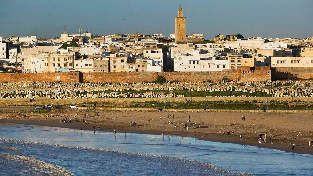 名不虚传的“好色”国度,美女遍布的假非洲,对中国开放免签