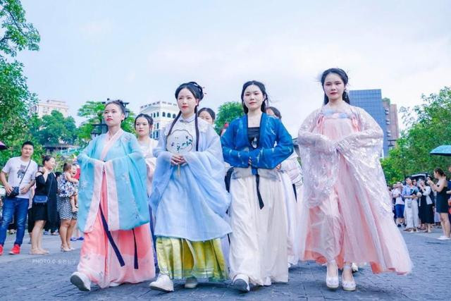 深圳古镇甘坑客家小镇攻略,甘坑客家小镇新景点在哪里