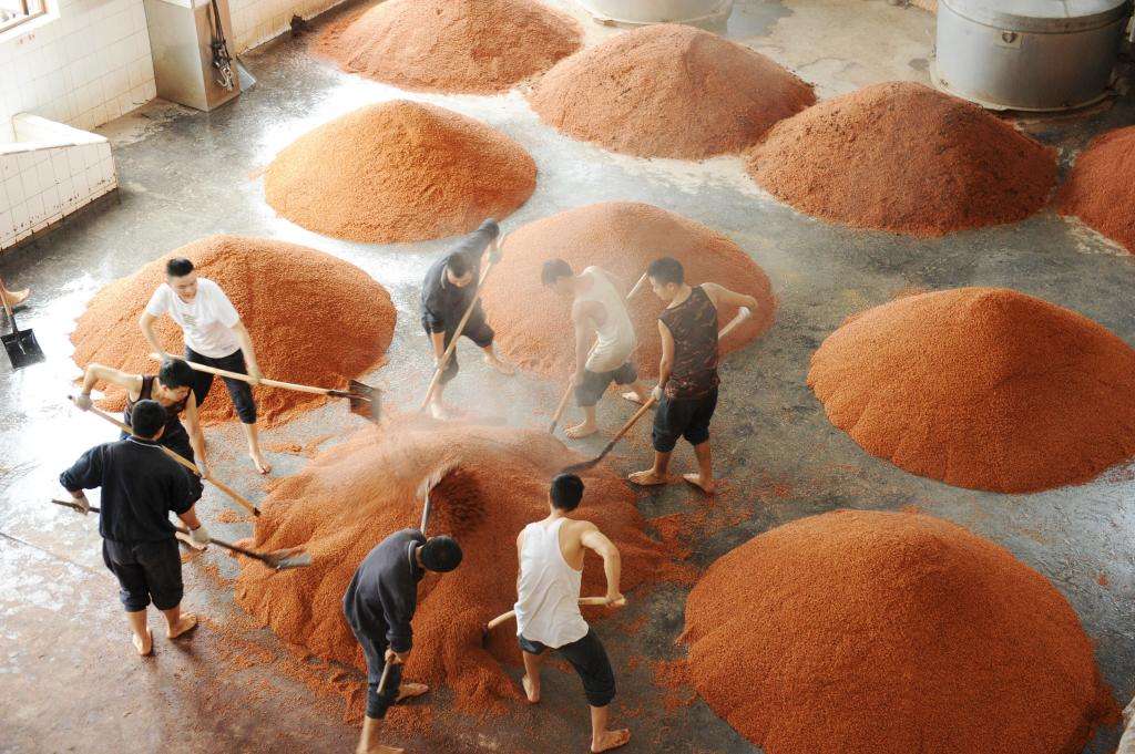 茅台镇空气中有酒味,茅台镇空气中弥漫着酒香会醉吗
