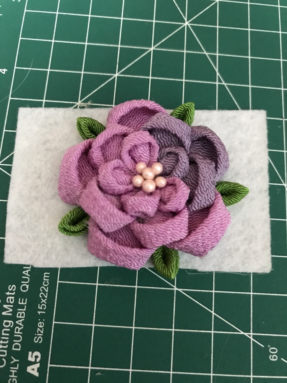 手工布花小饰品制作教程