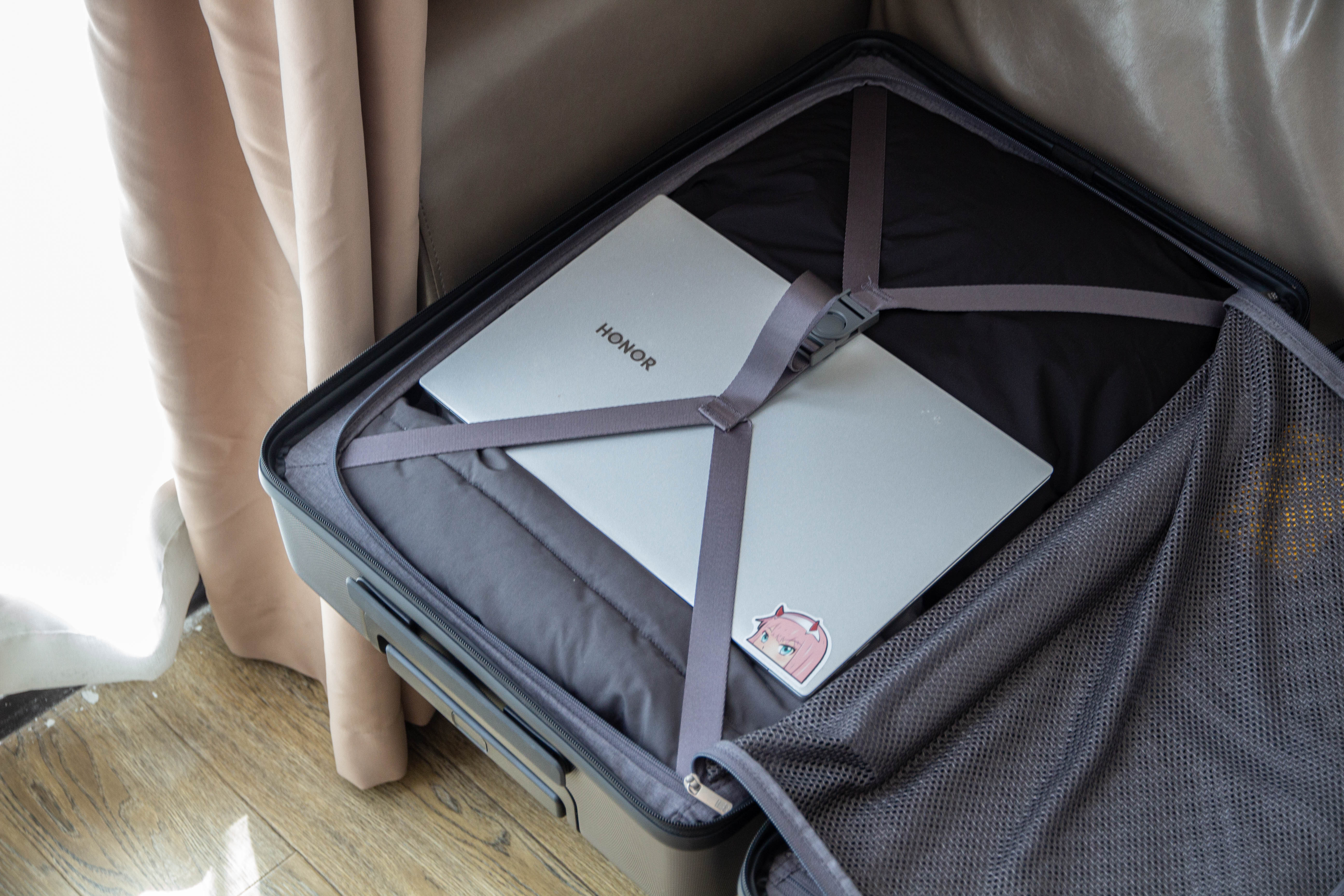 地平线8号行李箱和锤子科技合作,锤子地平线8号行李箱