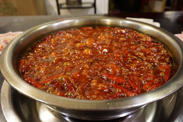 邓莽子老火锅解放碑店,重庆邓莽子老火锅在哪