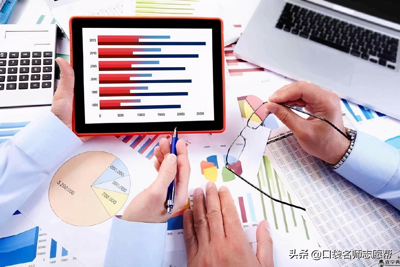 男生文科最好就业的十大专业排名,文理兼报的吃香专业