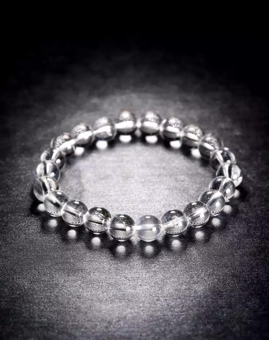 风水白水晶的功效与作用,白水晶的寓意功效与作用招财