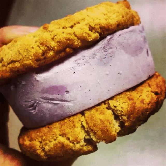 冰淇淋三明治怎么做,三明治冰淇淋老式