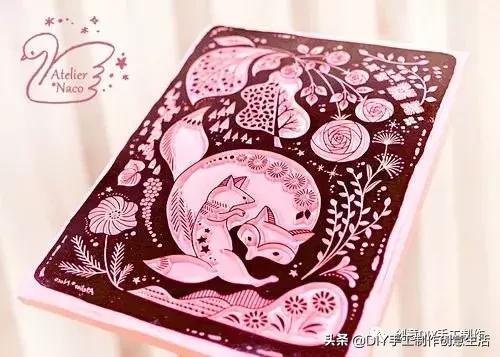 用笔刀雕刻橡皮擦,用刻刀在纸上刻字