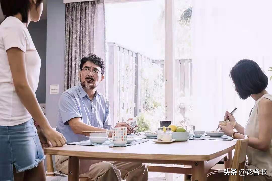 《无声告白》：16岁少女自杀成谜，撕开了病态家庭的欲望呐喊