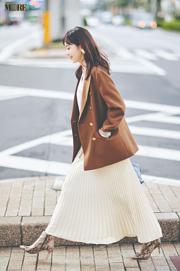 半身裙搭配什么上衣秋冬,百褶半身裙秋冬搭配上衣