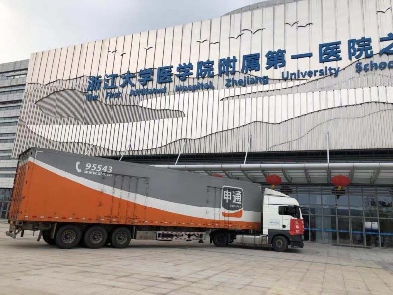 10天，2200箱，25吨！温州90后小伙是如何从阿联酋筹运回这批医疗物资的？