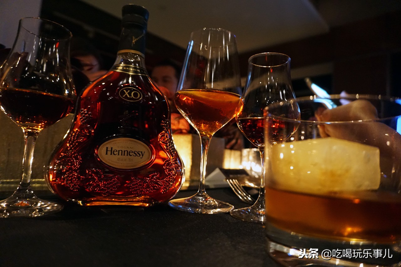 人头马xo和马爹利xo哪个档次最高,人头马xo是红酒吗
