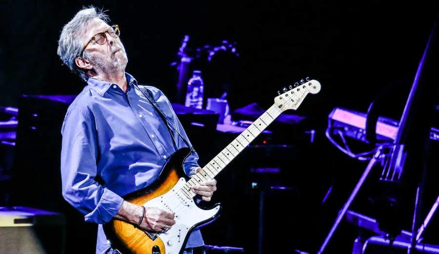 新手应该先学电吉他还是普通吉他,新手学吉他民谣还是电吉他