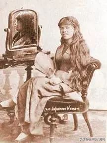 这部《人民日报》安利的“黄片”,揭露了近代日本最羞耻的一面