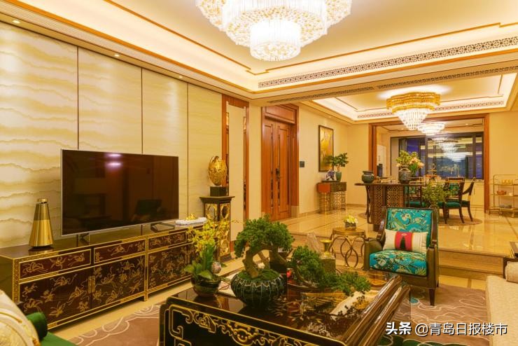 耀世而来一鉴倾心！“星河湾传奇”点燃岛城之夏