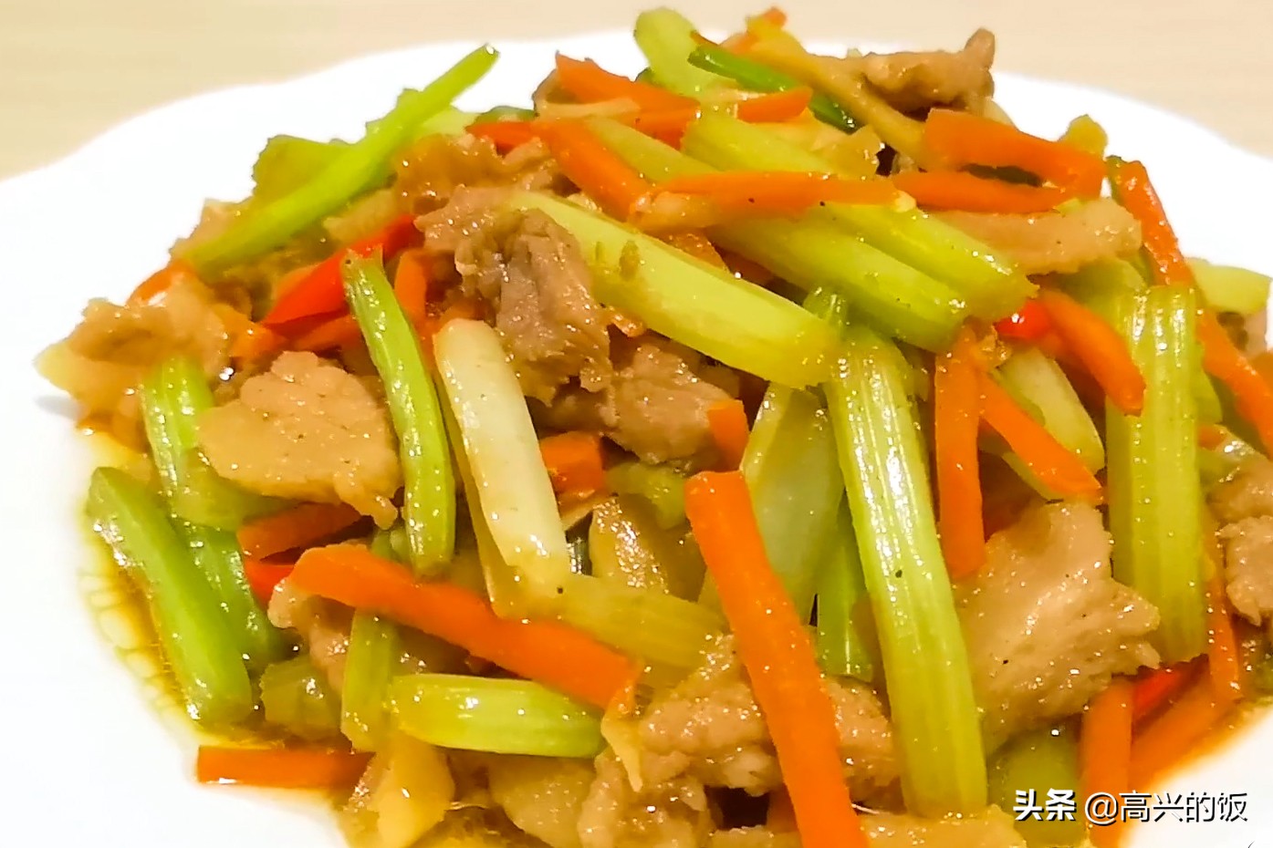 亲自下厨炒几道家常菜美味又卫生,引爆食欲的四道家常菜简单又好吃