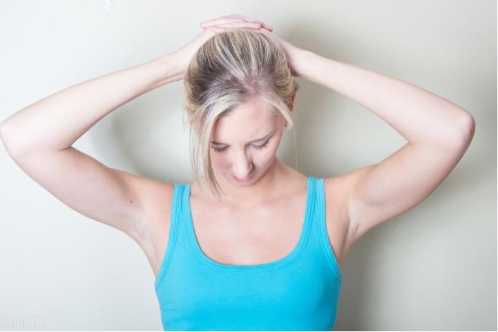 肩颈僵硬紧绷是什么类型的颈椎病,改变肩颈脖颈僵硬酸痛的方法