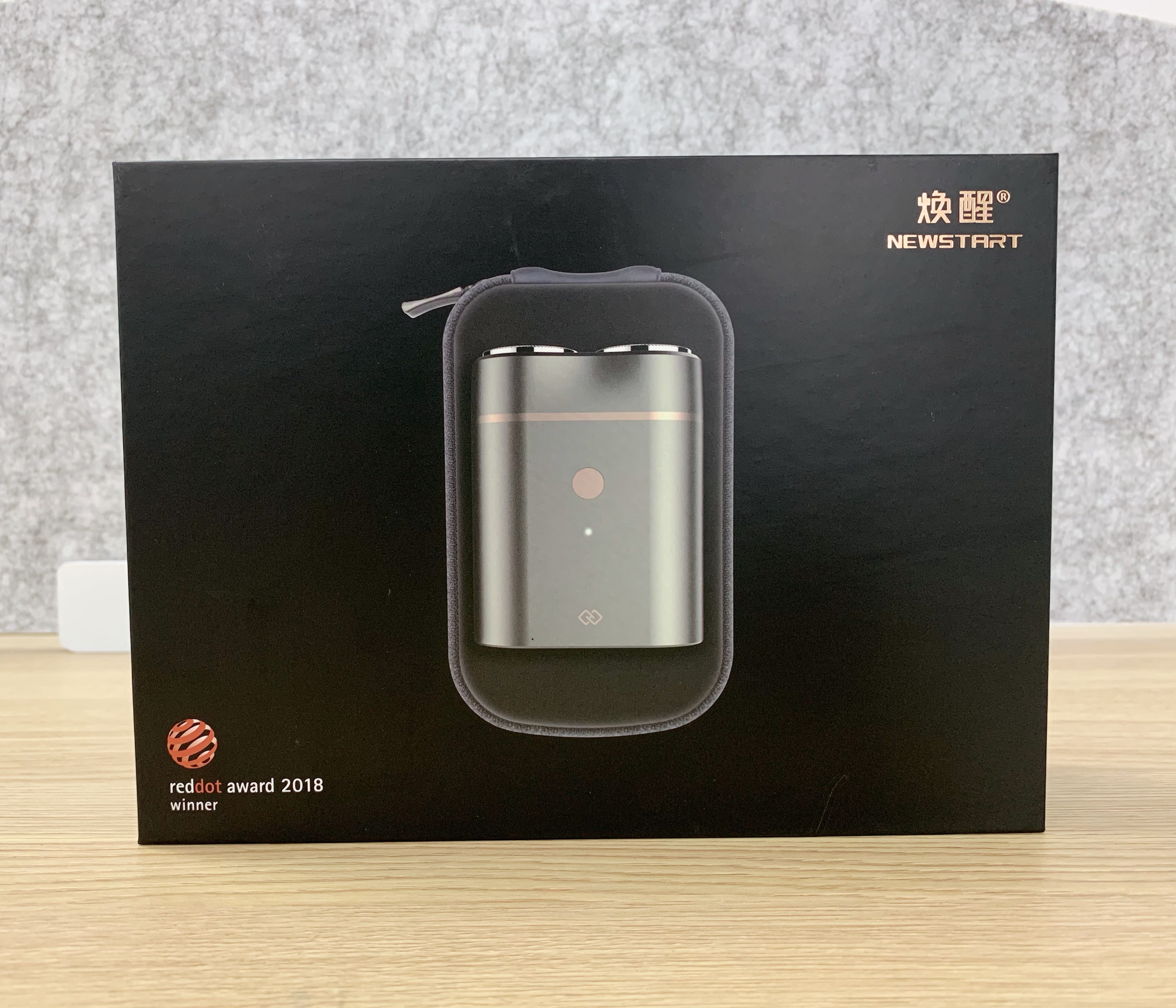 只有巴掌大的剃须刀，焕醒SG199跟屁虫电动剃须刀