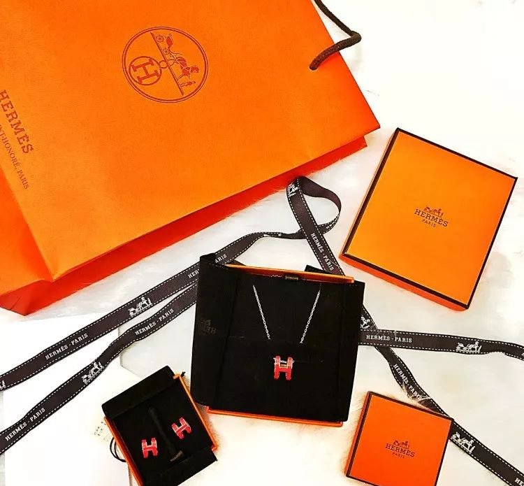 爱马仕品牌设计理念,爱马仕的品牌定位策略