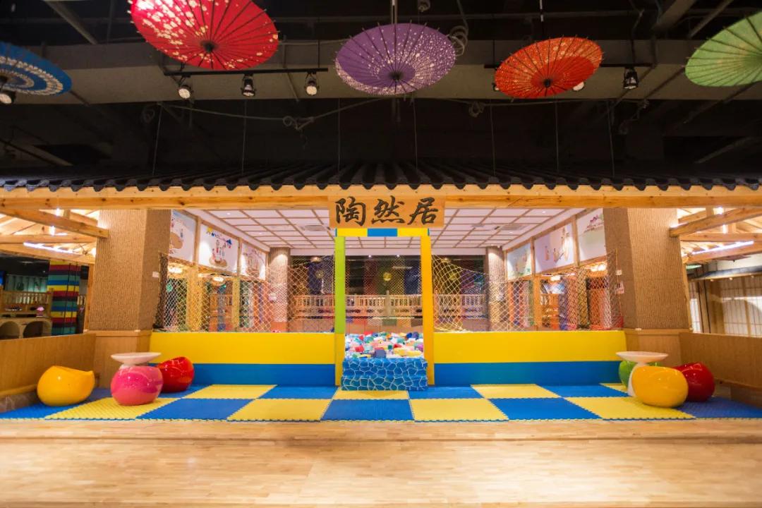 儿童汗蒸温泉儿童乐园,汗蒸大厅加儿童乐园图片