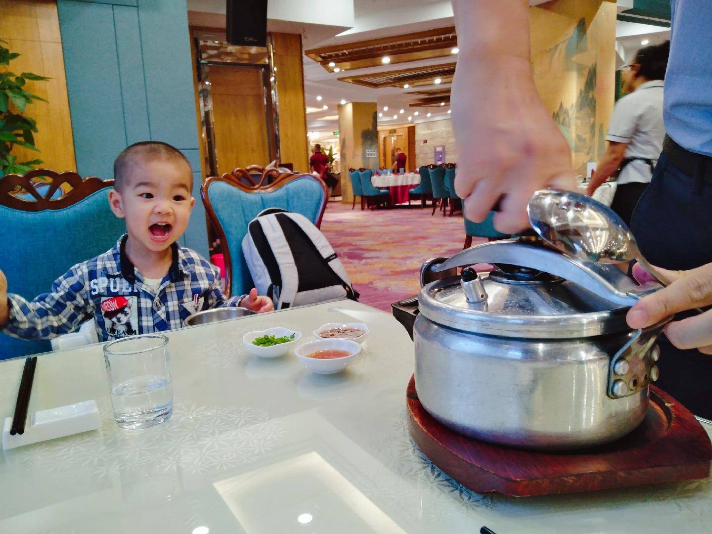 10元的鲍鱼能买吗,10元一斤的鲍鱼