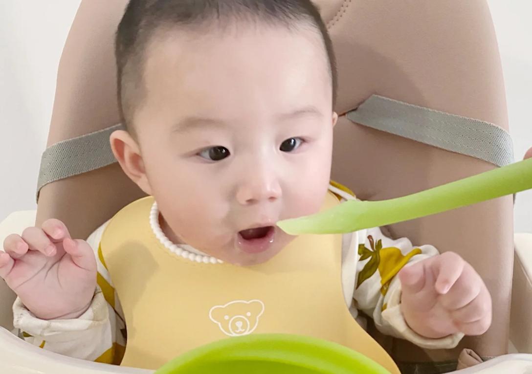 宝宝米粉喂养一文通:吃什么?吃多少?三个问题妈妈要心中有数