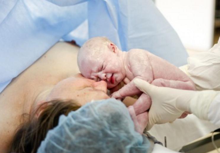 孩子怎样被生出来的?看完过程后,只想说母爱伟大