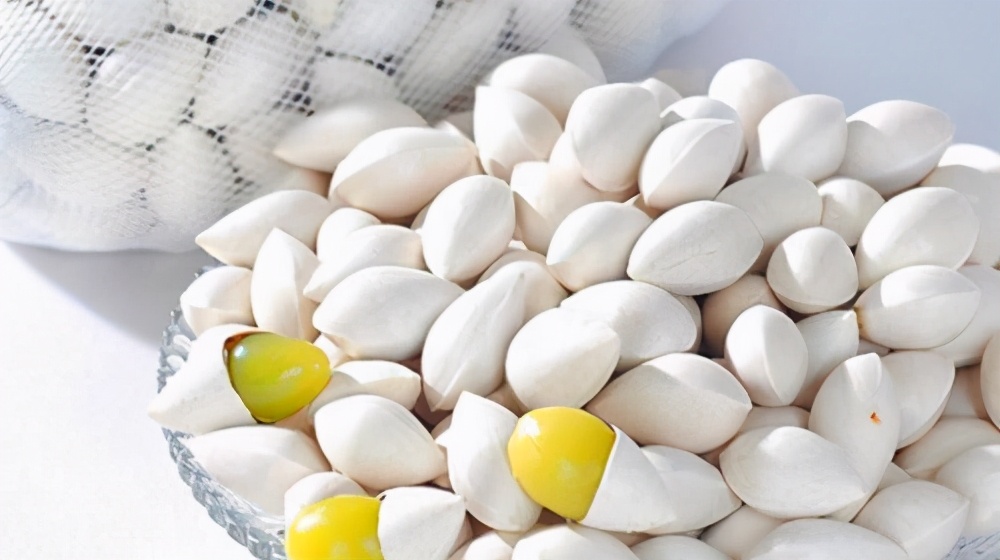 吃了苹果的籽后会中毒吗,苹果籽吃了能致死吗