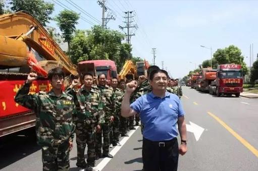 中国捐款第一名陈光标,当年捐款二十亿的陈光标如今在哪