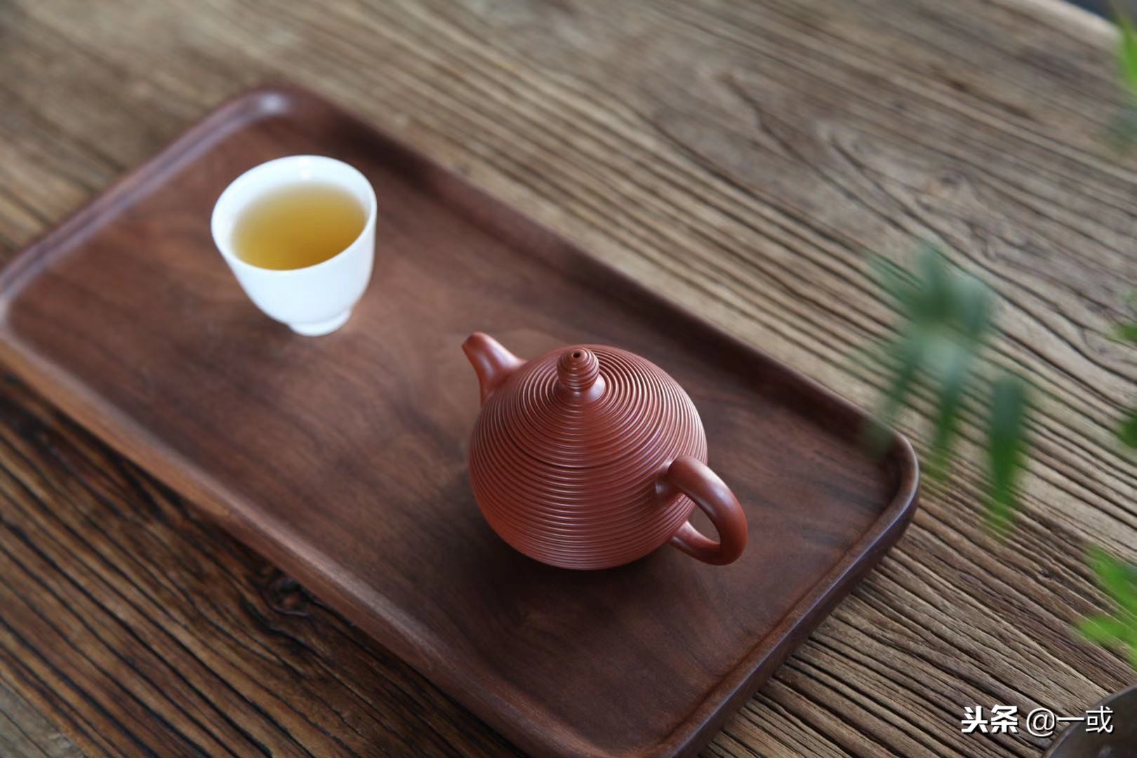 一把适合泡岩茶的潮州壶,潮州手拉壶和宜兴紫砂壶泡茶区别