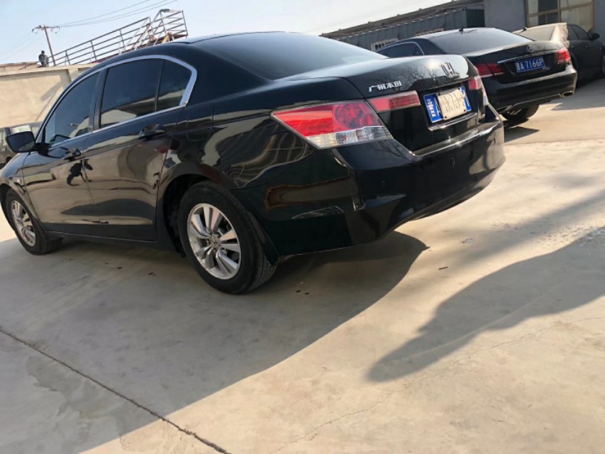 农村人就是图个实惠,09年雅阁家用足够了,有面子也有里子。