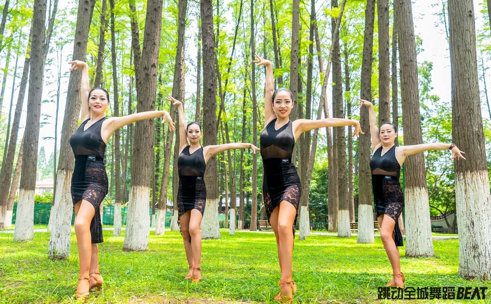 学拉丁舞之前必须先学中国舞,拉丁舞基础入门先学哪个舞种