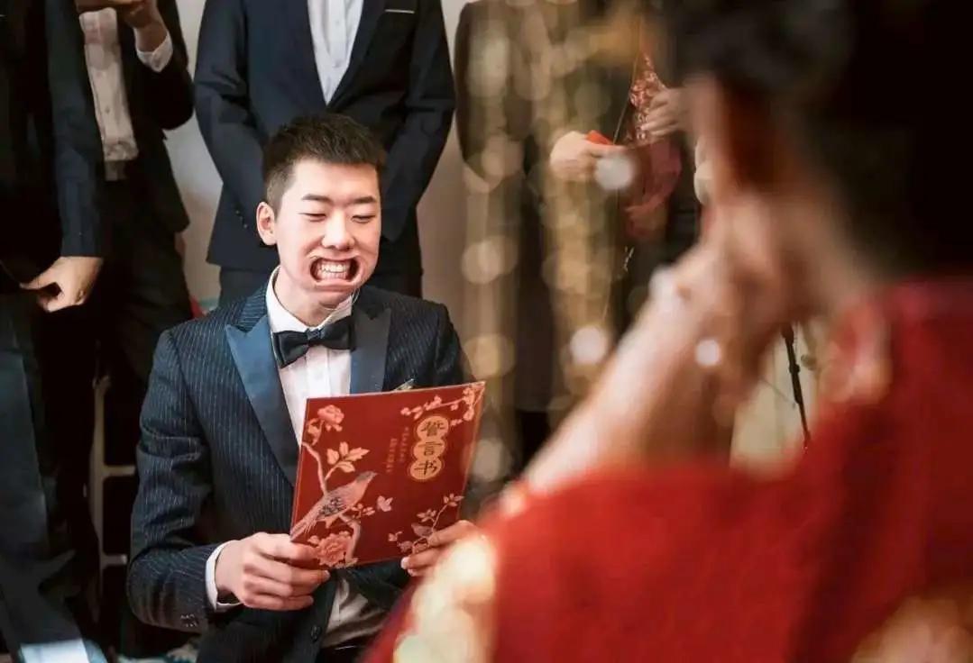 结婚堵门念新郎保证书,接亲堵门道具推荐