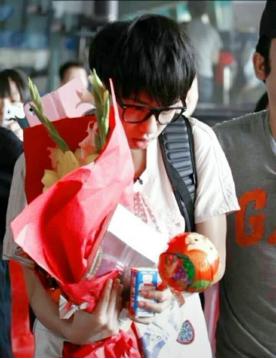 华晨宇《斗牛》夺冠,歌曲奇奇怪怪?一切都是实至名归