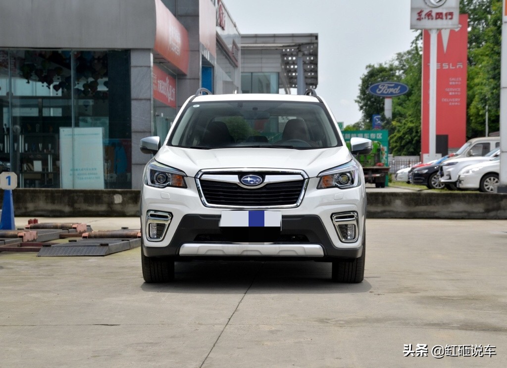 有多少人懂得欣赏它？全系标配真皮方向盘，原装进口还是四驱